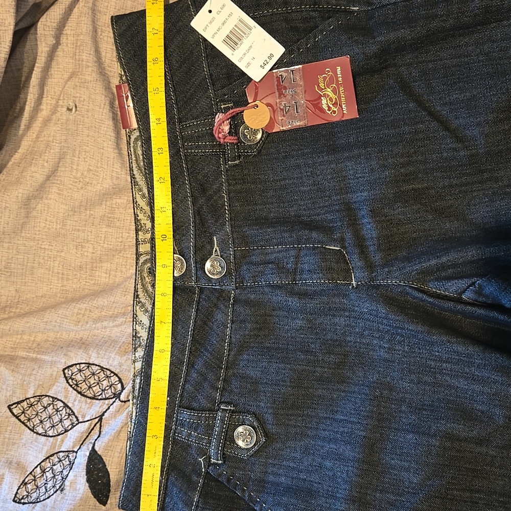 Women's Dark Blue Jeans One 5 One Size 14 Capris - Picture 5 of 8